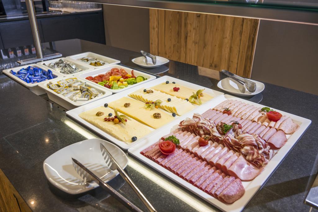 Hotel Gasthof Bruecke 메이른호픈 외부 사진